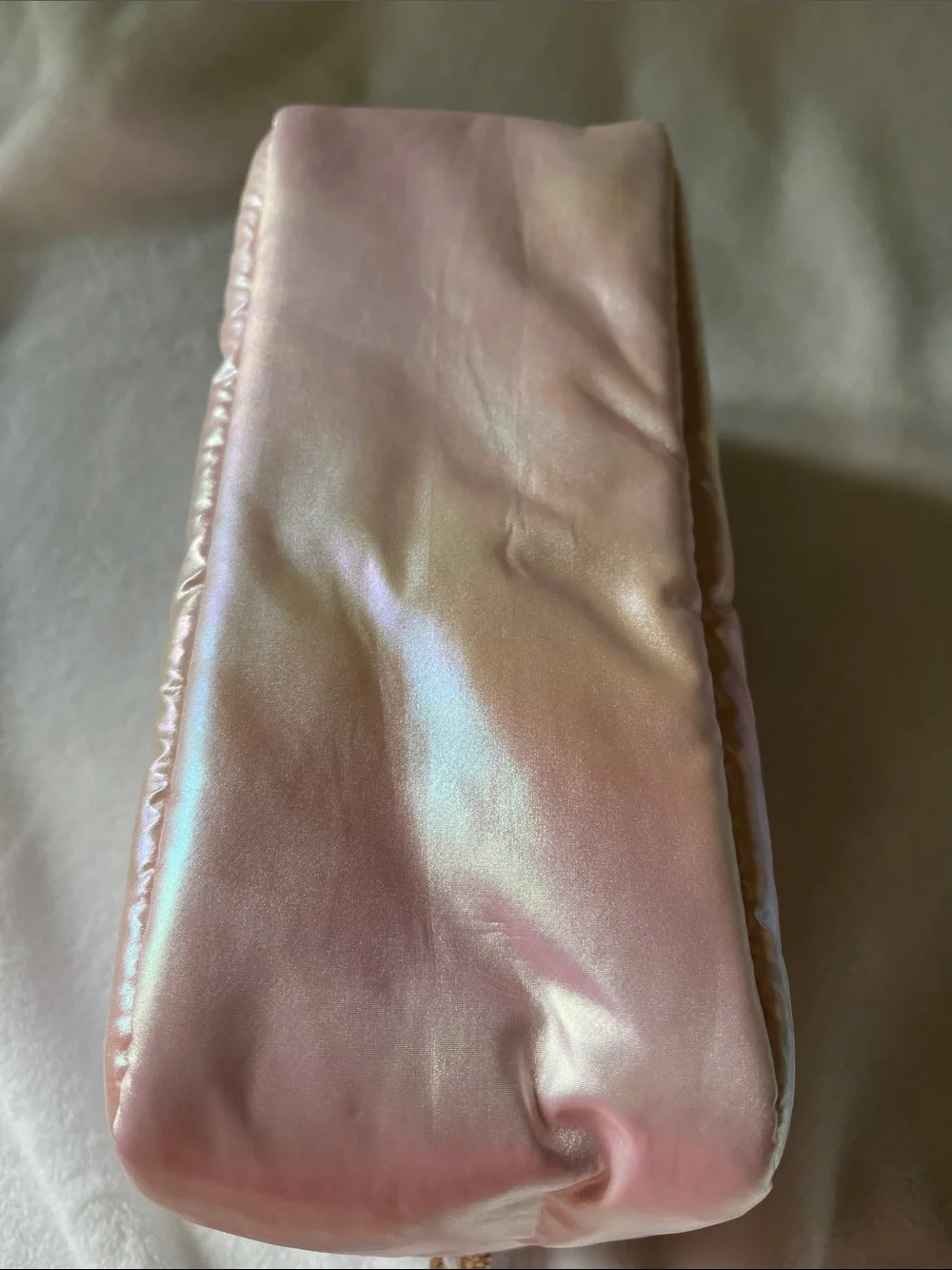 The Crème Shop x ONCH Hollywood Wanderlust Travel Case Iridescent Pink Puffer